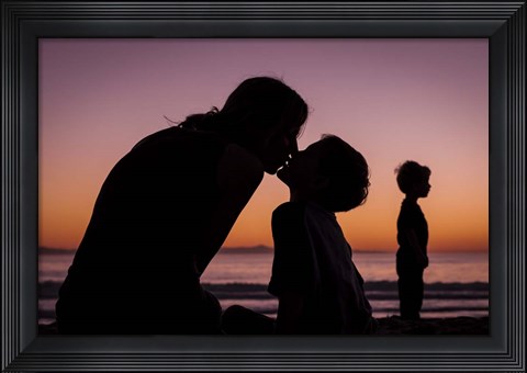Framed Mother&#39;s Kiss Print