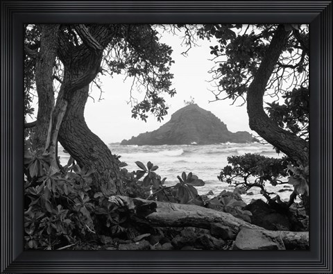 Framed Long Hanna Drive, Maui, Hawaii 00 Print