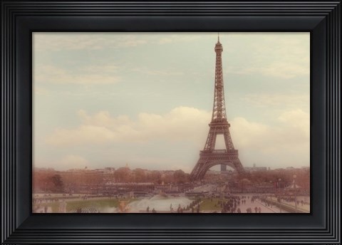 Framed Eiffel Tower behind Jardin du Trocadero Print