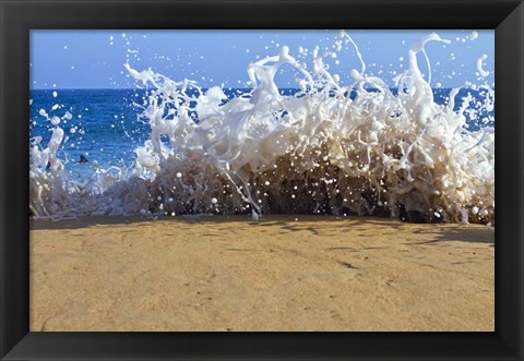 Framed Oahu Beach, Hawaii III Print
