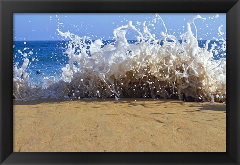 Framed Oahu Beach, Hawaii III Print