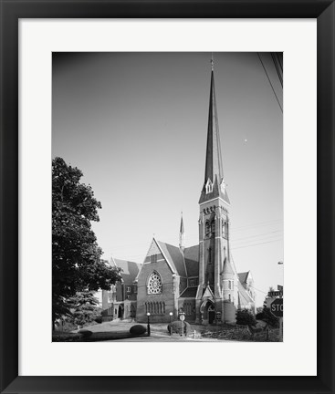 Framed GENERAL VIEW, ELEVENTH ST. FRONT ON LEFT, COURT ST. SIDE ON RIGHT - First Baptist Church, Court and Eleventh Streets, Lynchburg Print