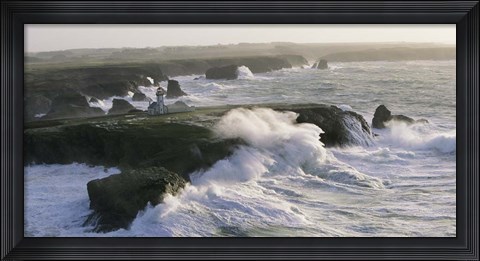 Framed Phare des Poulains lors d&#39;une Tempete Print