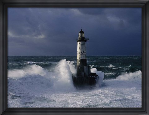 Framed Phare d&#39; Ar-Men, Bretagne Print