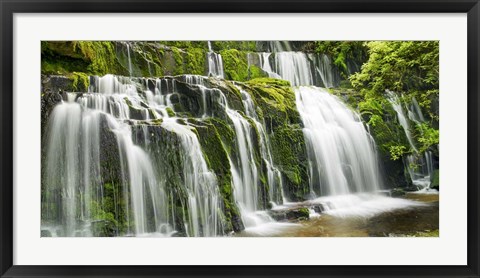 Framed Waterfall Purakaunui Falls, New Zealand Print