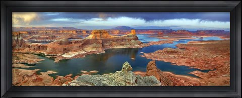 Framed Alstrom Point at Lake Powell, Utah, USA Print