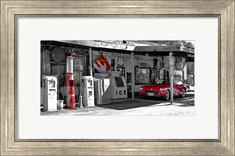 Framed Vintage Gas Station on Route 66 Print