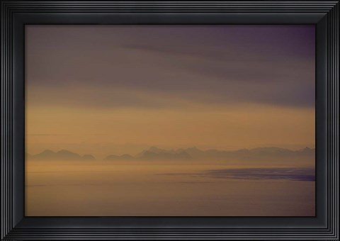 Framed Layers in the Fog Print