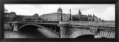 Framed Pont Notre-Dame over Seine River, Palais de Justice, La Conciergerie, Paris, France Print