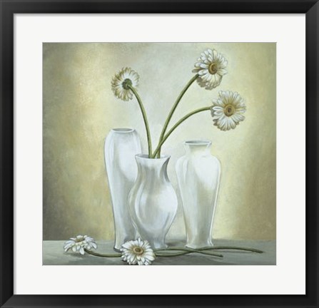Framed Vasi Bianchi Con Gerbere Print
