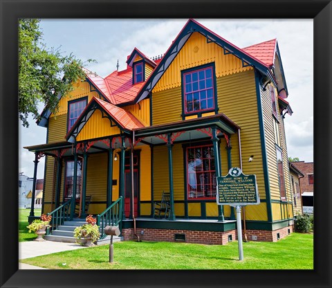 Framed Exterior of Tennessee Williams&#39; Birthplace, Columbus, Mississippi Print