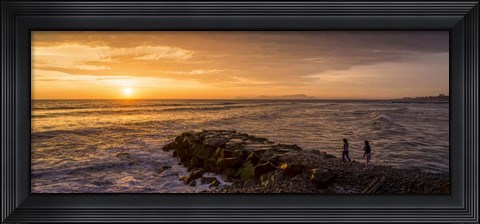 Framed View of Pacific ocean at dusk, Playa Waikiki, Miraflores District, Lima, Peru Print