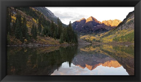 Framed Elk Mountains &amp; Maroon Bells Lake, Colorado Print