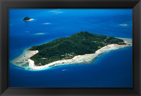 Framed Castaway Island Resort, Mamanuca Islands, Fiji Print