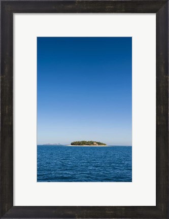 Framed Beachcomber Island, Mamanucas Islands, Fiji, South Pacific Print