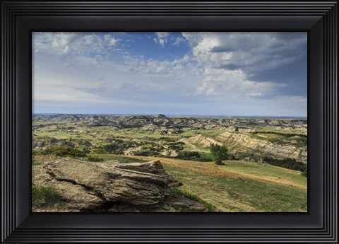 Framed Buck&#39;s Hill View Print