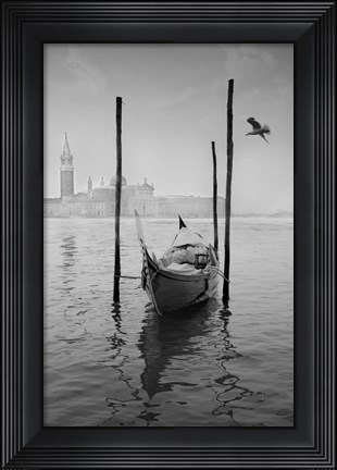 Framed Gondola Y Gaviota Print