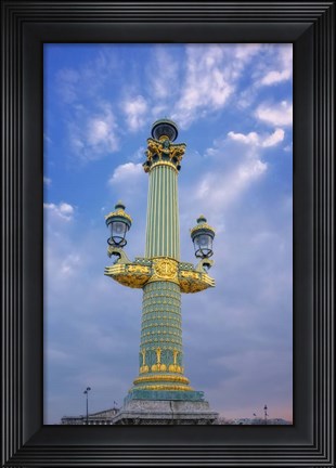 Framed Lamp Post On Place de la Concorde Print