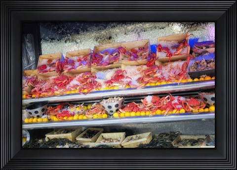 Framed Seafood Restaurant In Paris Print