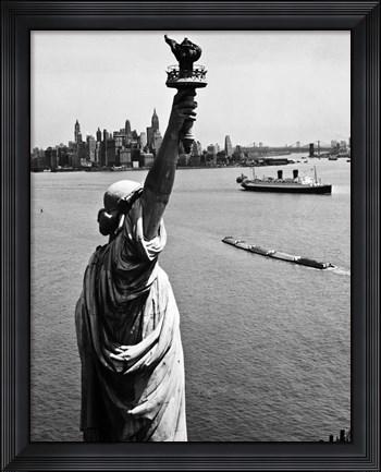 Framed Statue of Liberty Print