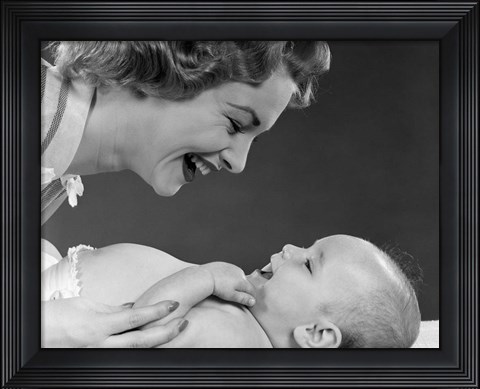 Framed 1950s Close-Up Profile Of Smiling Mother L Print