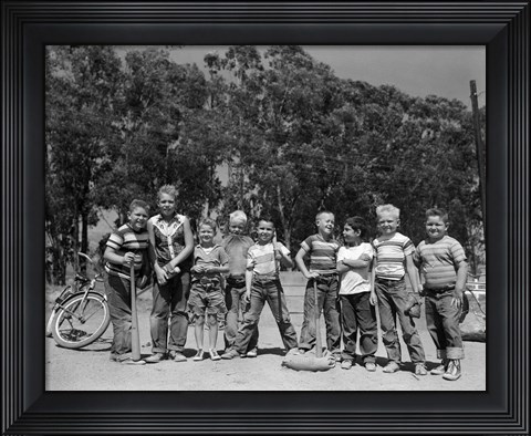 Framed 1950s Lineup Of 9 Boys In Tee Shirts With Bats Print