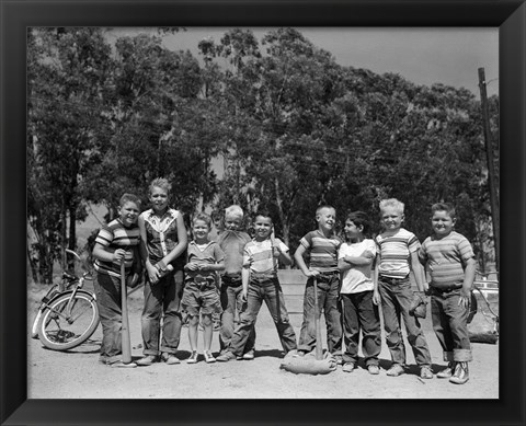 Framed 1950s Lineup Of 9 Boys In Tee Shirts With Bats Print