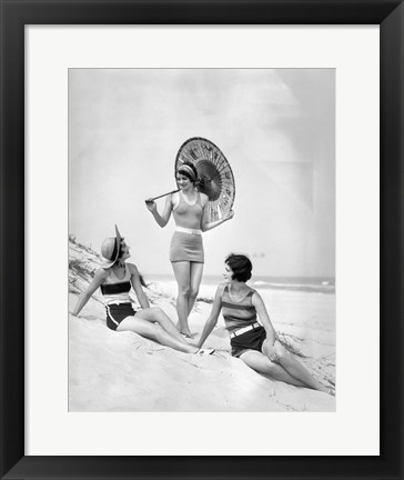 Framed 1920s Three Smiling Women In Swimsuits At The Beach Print