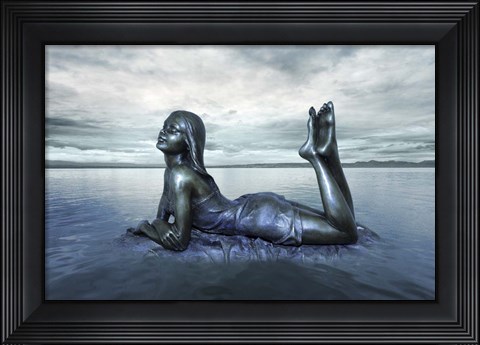 Framed Pari Darya Print