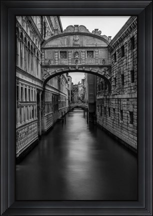 Framed B&amp;W Bridge of Sighs Print