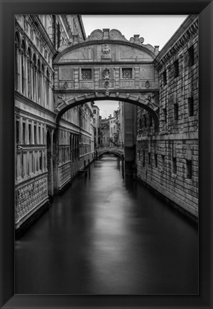 Framed B&amp;W Bridge of Sighs Print