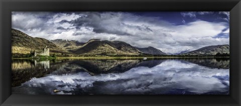 Framed Kilchurn Castle 2 Print