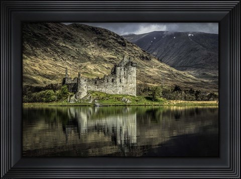Framed Kilchurn Castle 4 Print